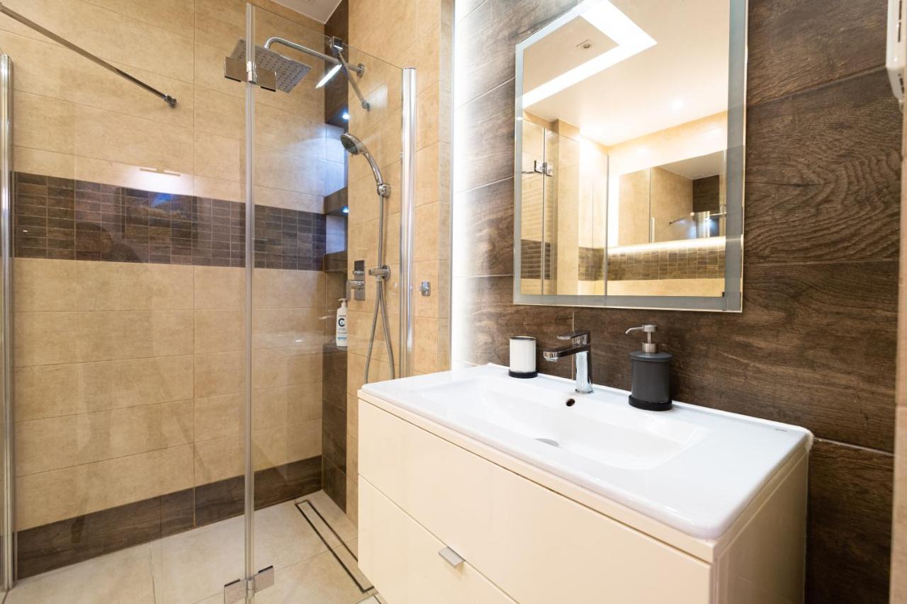 קרקוב Stawowa Premium Apartment - 69 M2 With Sauna And Private Garage מראה חיצוני תמונה