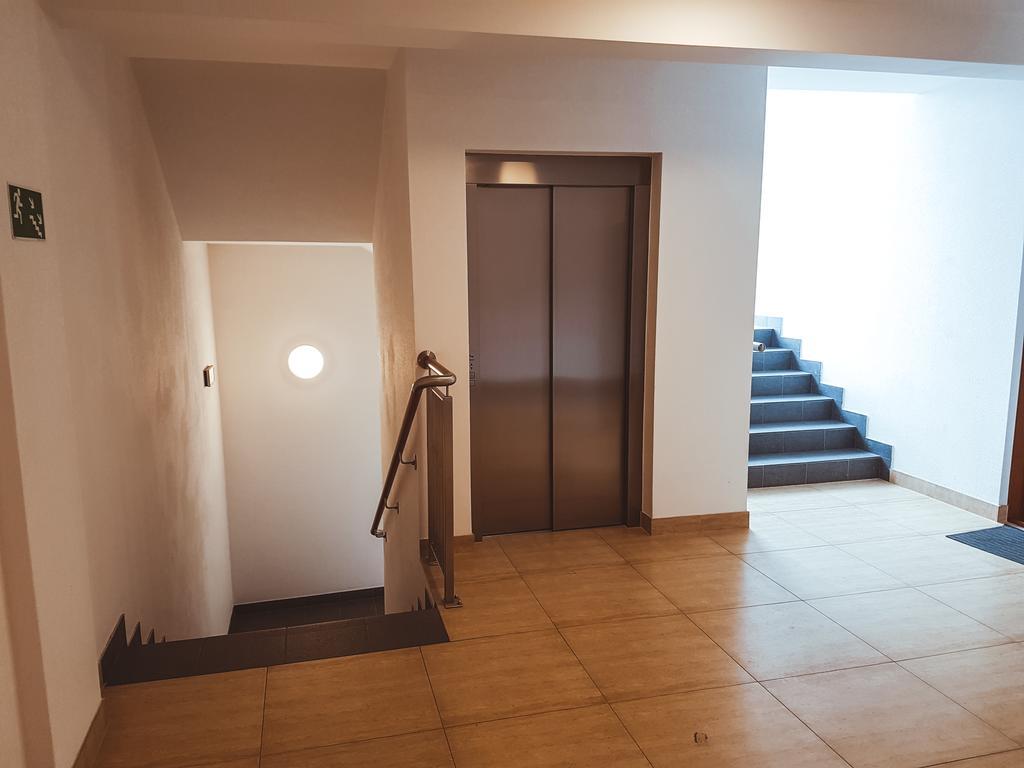 קרקוב Stawowa Premium Apartment - 69 M2 With Sauna And Private Garage מראה חיצוני תמונה